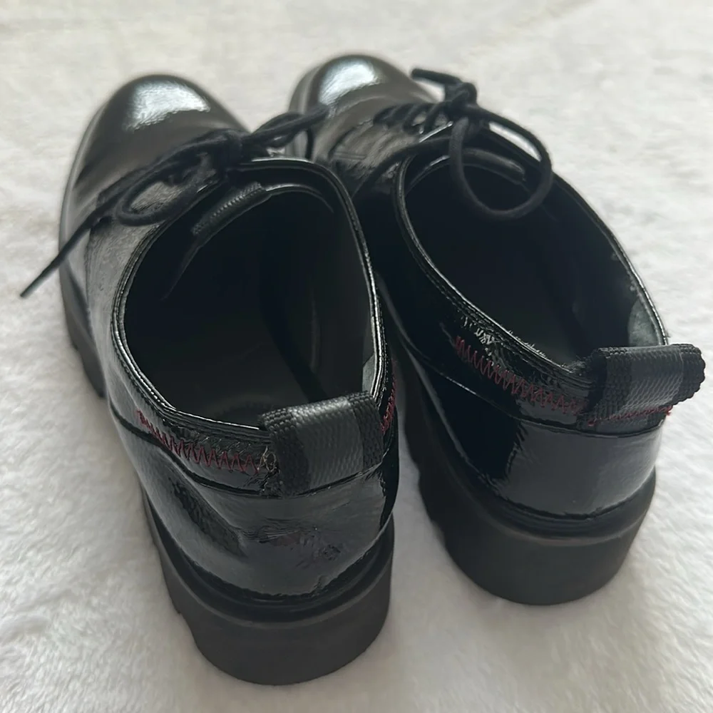 Franco Sarto Balin Oxford Loafer Minimalist Black Patten Leather Women’s 8.5‎